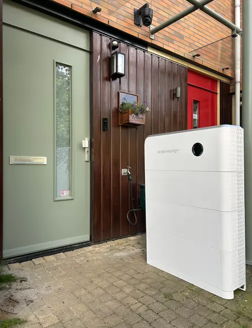 Sigenergy accusysteem bij voordeur 3